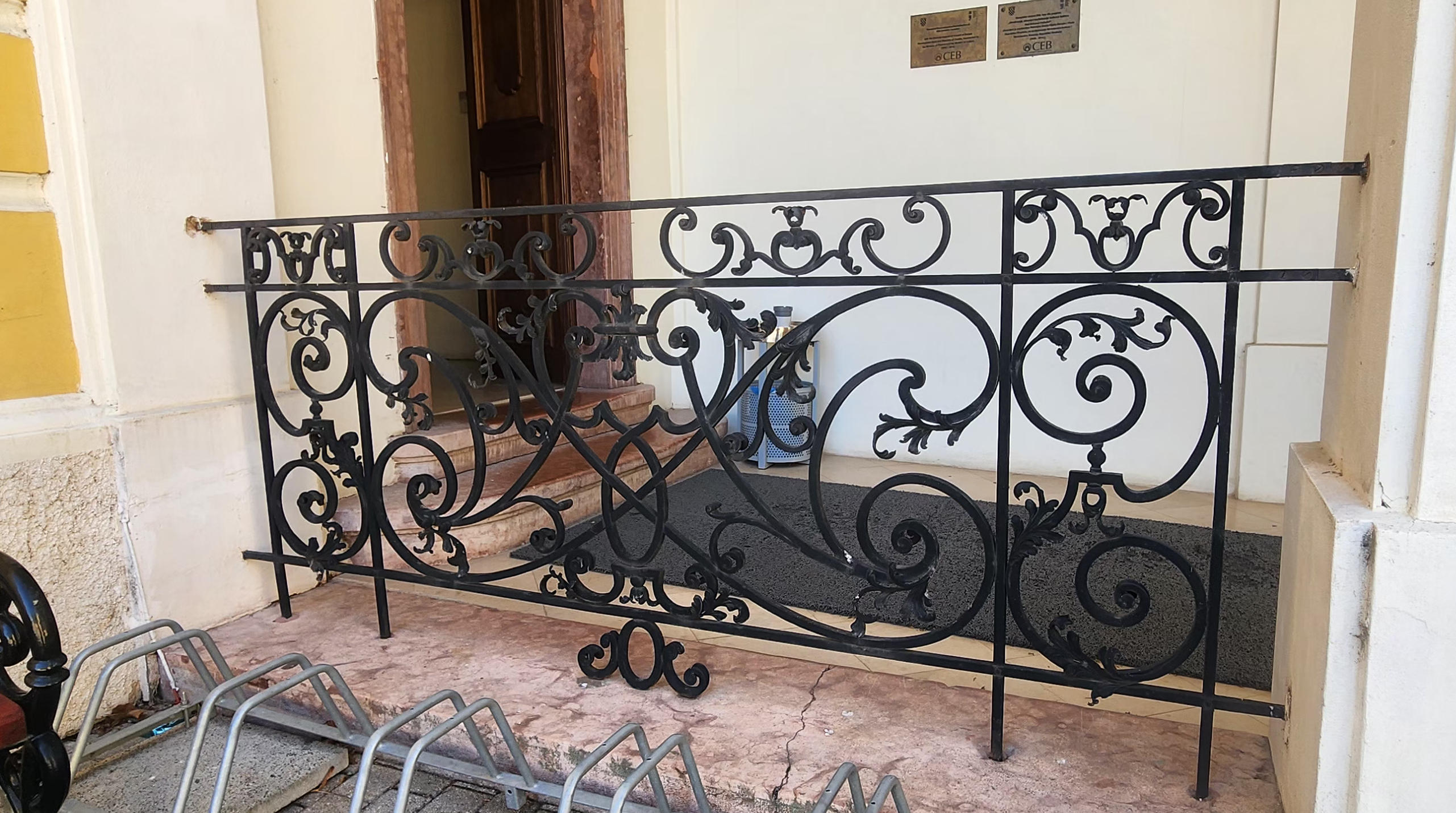 Iron Breezeway Fence